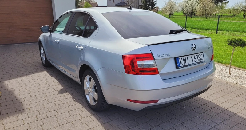 Skoda Octavia cena 59650 przebieg: 125500, rok produkcji 2019 z Koło małe 781